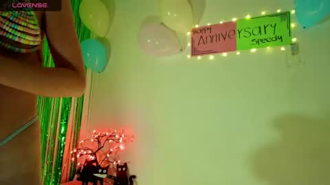 Snapshot of allisson_rose chatting on June 19, 2026, 5:12 am Alli online show from June 19, 2026, 5:12 am