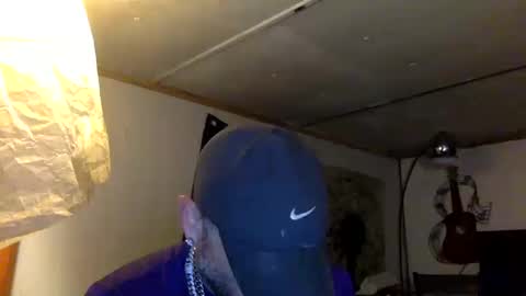 allitrunnin online show from October 12, 2025, 8:46 am