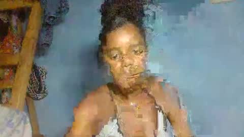 allizida01 online show from November 16, 2025, 3:28 pm