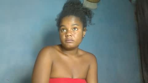 allizida01 online show from November 30, 2025, 5:50 pm