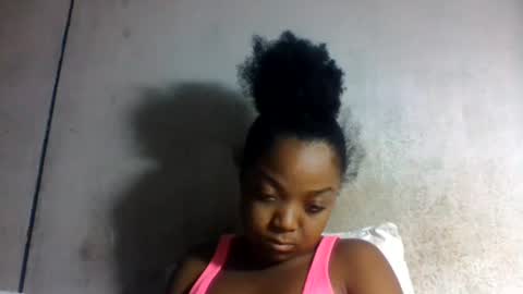 Snapshot of allizida01 chatting on June 15, 2026, 5:48 pm allizida01 online show from June 15, 2026, 5:48 pm