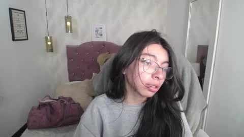 alison online show from December 18, 2025, 8:15 pm