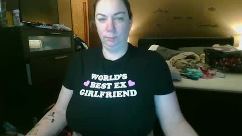 Tig Bitty online show from February 7, 2025, 3:45 am