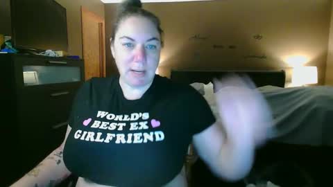 Tig Bitty online show from October 25, 2025, 4:57 pm