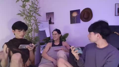 kim and josh online show from April 18, 2026, 7:58 pm