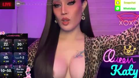 Queen Majesty Katy online show from April 27, 2026, 6:44 am