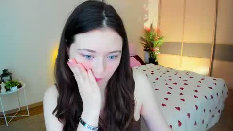 Snapshot of alluringeyess chatting on June 10, 2026, 4:50 pm alluringeyess online show from June 10, 2026, 4:50 pm