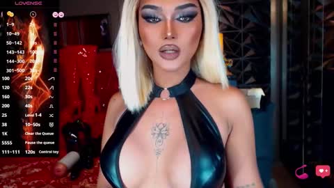 Natalya Fox online show from October 22, 2025, 8:03 am