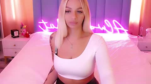 AlwaysHot online show from February 17, 2025, 6:31 am