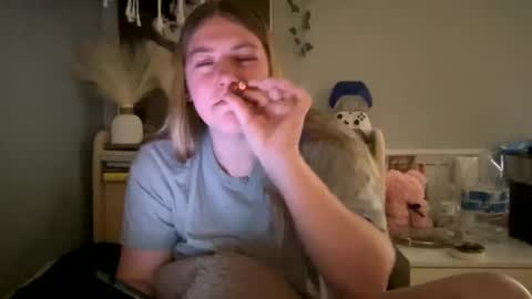 allyanalangel online show from February 11, 2025, 10:37 am