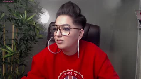         online show from February 18, 2025, 12:15 am