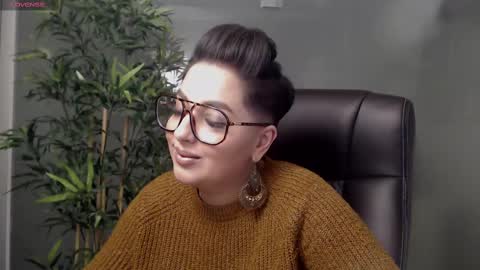         online show from February 22, 2025, 9:48 pm