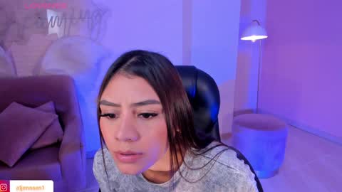 Alisson online show from February 6, 2025, 10:48 am