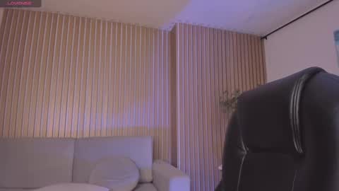 Alisson online show from February 20, 2025, 4:25 pm