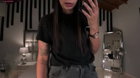 Alisson online show from February 17, 2026, 10:12 am