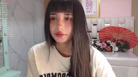 Allysa  online show from January 8, 2026, 8:11 pm