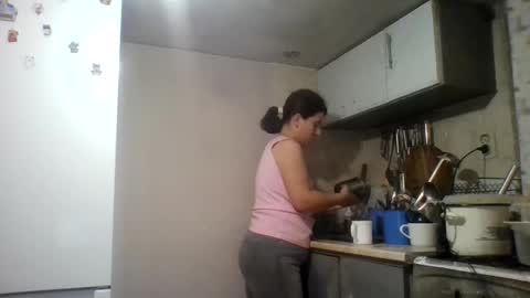 Alma online show from December 11, 2024, 10:38 pm