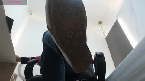 ALMA FENIX  online show from February 15, 2025, 12:01 pm