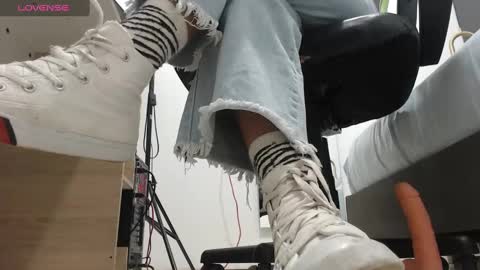 ALMA FENIX  online show from February 21, 2025, 1:44 pm