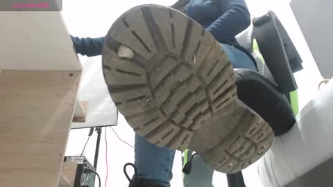 ALMA FENIX  online show from March 3, 2025, 12:05 pm