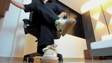 ALMA FENIX  online show from September 15, 2025, 12:38 pm