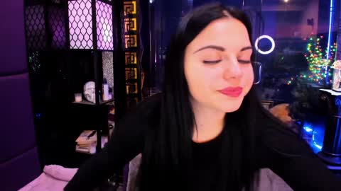 Alma online show from December 22, 2025, 8:44 am