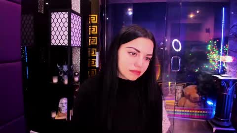 Snapshot of alma_pearl chatting on June 15, 2026, 7:32 am Alma online show from June 15, 2026, 7:32 am