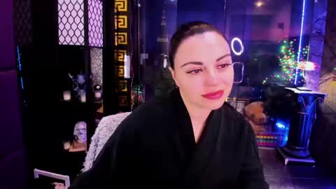 Snapshot of alma_pearl chatting on June 22, 2026, 7:16 am Alma online show from June 22, 2026, 7:16 am