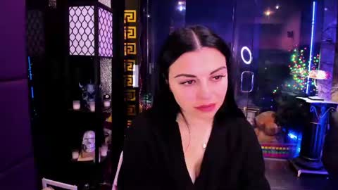 Snapshot of alma_pearl chatting on July 5, 2026, 8:21 am Alma online show from July 5, 2026, 8:21 am