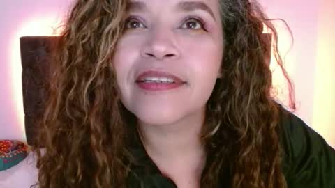 Snapshot of alma_sexyy chatting on November 23, 2025, 2:17 pm Alma online show from November 23, 2025, 2:17 pm