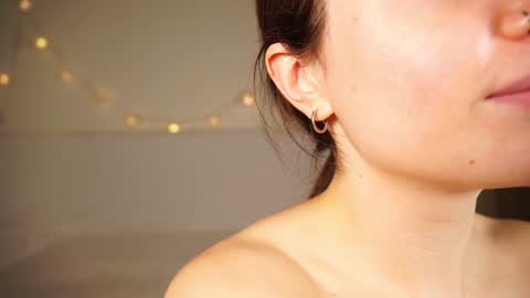 Alma online show from January 7, 2025, 7:49 pm