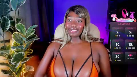 Snapshot of almaahotxxx chatting on August 10, 2026, 4:27 am almaahotxxx online show from August 10, 2026, 4:27 am