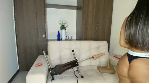 Alma Castillo online show from March 4, 2026, 2:06 am