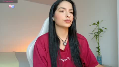 Snapshot of almatease chatting on June 8, 2026, 1:11 pm Alma online show from June 8, 2026, 1:11 pm