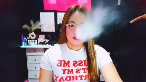 Almira online show from January 11, 2026, 4:06 am