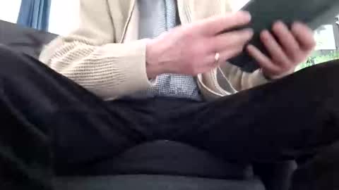 LickingUallover online show from April 2, 2026, 9:07 am