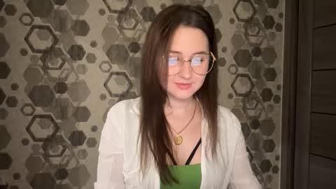 Anna online show from October 3, 2025, 10:07 pm