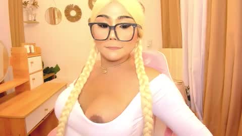 alodia x princess online show from November 27, 2025, 10:56 pm