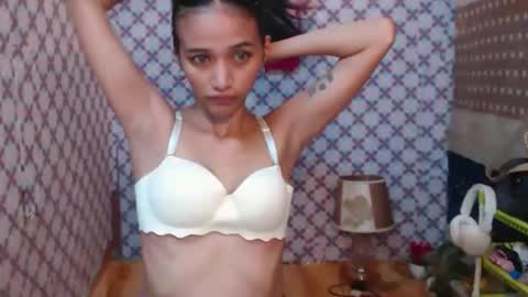 Snapshot of alondra_aleng_ereng chatting on September 17, 2025, 9:22 am Alondra online show from September 17, 2025, 9:22 am