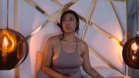 ALONDRA online show from October 25, 2025, 2:02 pm