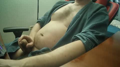 Snapshot of alonzomanly chatting on April 27, 2026, 1:36 am alonzomanly online show from April 27, 2026, 1:36 am