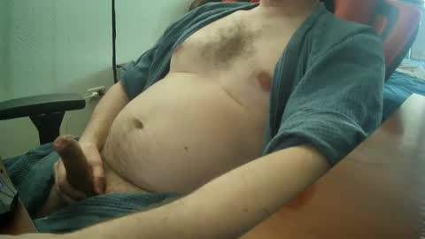 Snapshot of alonzomanly chatting on April 28, 2026, 7:35 am alonzomanly online show from April 28, 2026, 7:35 am