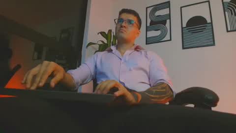 Snapshot of alpha_dominus_ chatting on June 17, 2026, 3:42 am alpha_dominus_ online show from June 17, 2026, 3:42 am