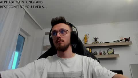 Snapshot of alphaboyfun chatting on January 8, 2026, 1:35 pm Andi online show from January 8, 2026, 1:35 pm