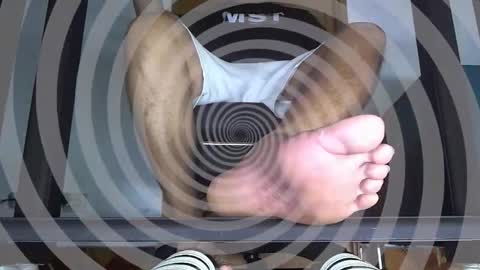 Snapshot of alphacashmaster8 chatting on December 15, 2025, 3:27 pm MASTER FINDOM DRAIN... online show from December 15, 2025, 3:27 pm