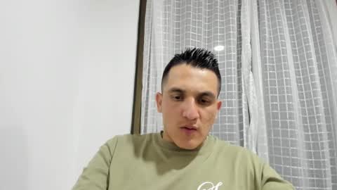 Snapshot of alphadesire69 chatting on February 27, 2026, 2:44 am AlphaDesire69 online show from February 27, 2026, 2:44 am