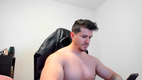 LeatherMaster online show from January 21, 2025, 11:24 am