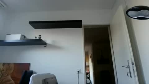 alphah_hunk online show from October 16, 2025, 2:51 pm