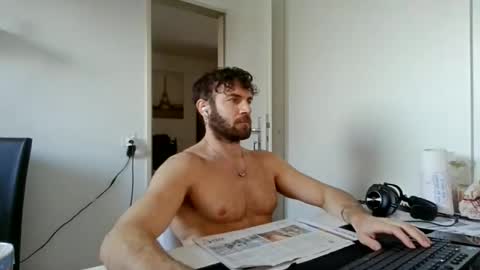 alphah_hunk online show from January 13, 2026, 12:43 pm