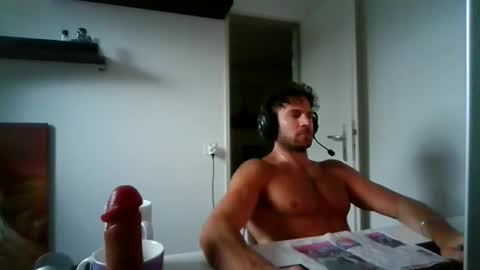 alphah_hunk online show from May 11, 2026, 6:27 pm